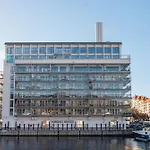 High End 2br - Balcony - Harbour View * برغن