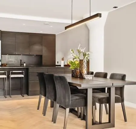 High End 2br - Balcony - Harbour View