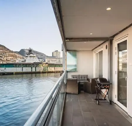 High End 2br - Balcony - Harbour View Апартаменти Берген