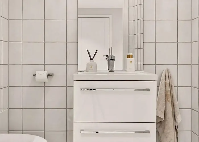 High End 2br - Balcony - Harbour View Берген